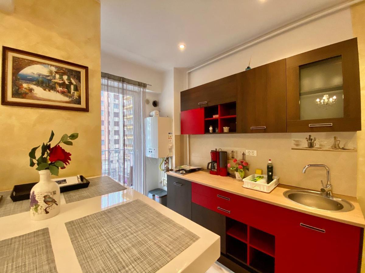Valy Apartments Summerland 마마이아 외부 사진