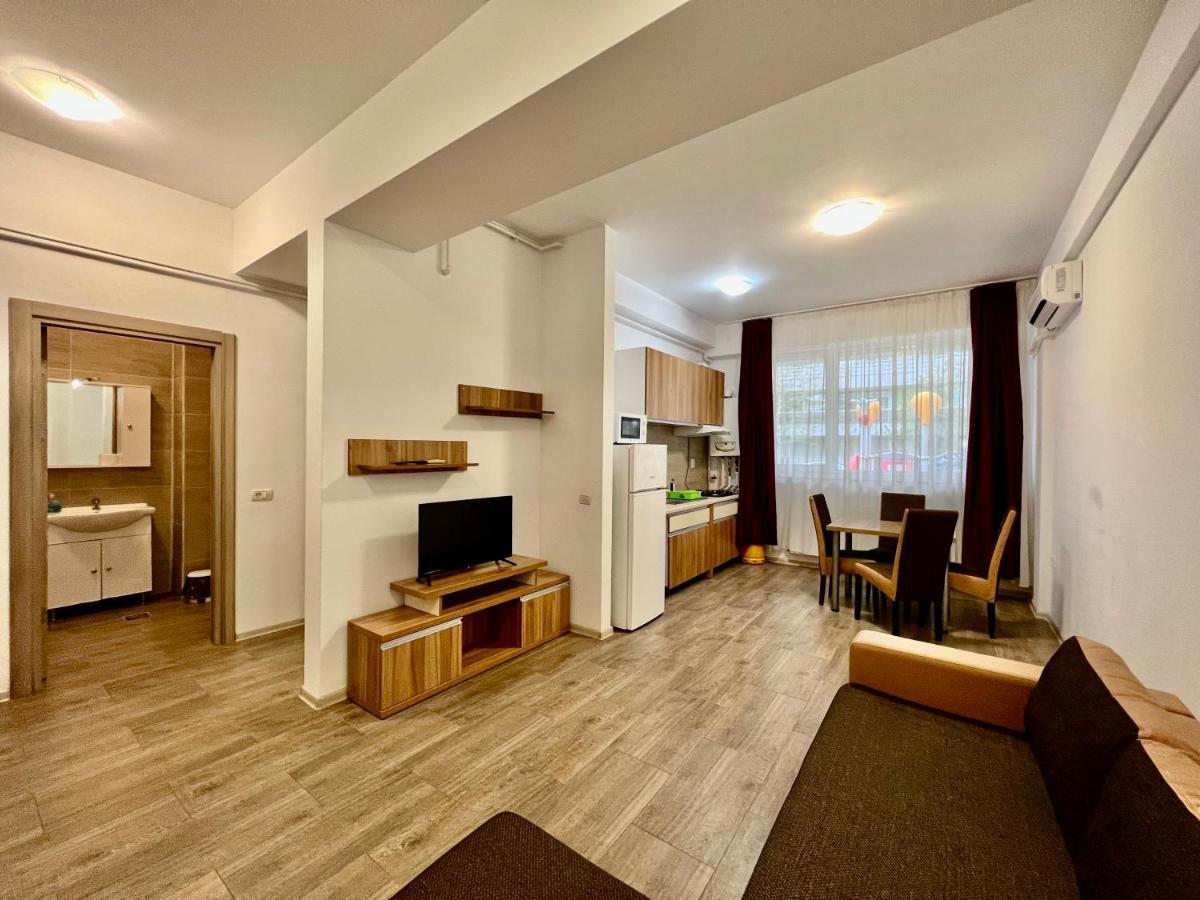 Valy Apartments Summerland 마마이아 외부 사진